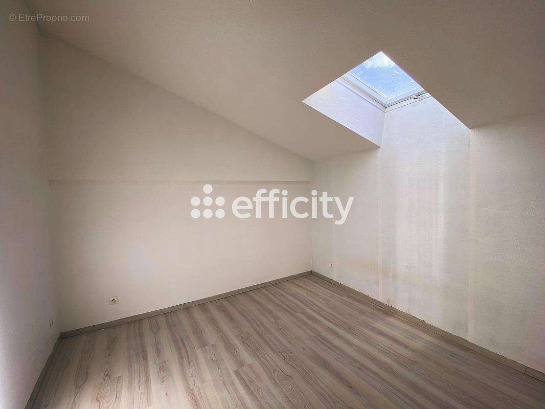 Appartement à SAINT-ANDRE-DE-SANGONIS