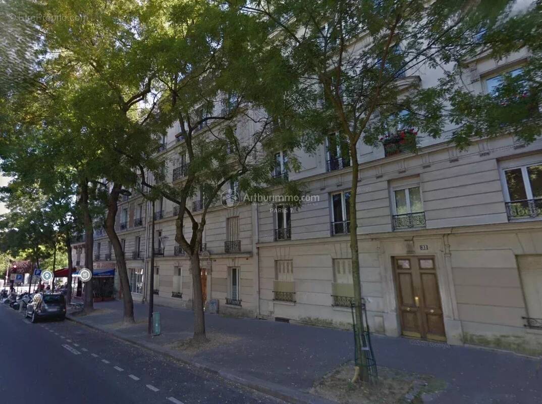 Appartement à PARIS-14E
