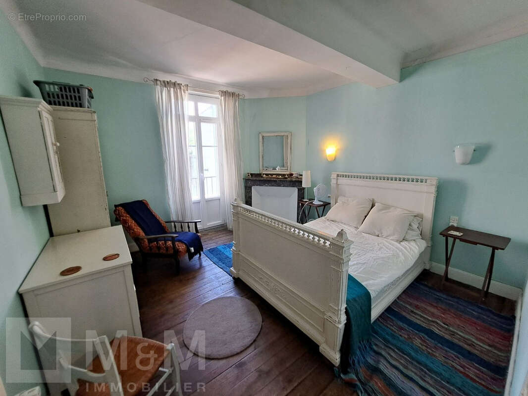 Maison avec terrain 2 ha - photo 3