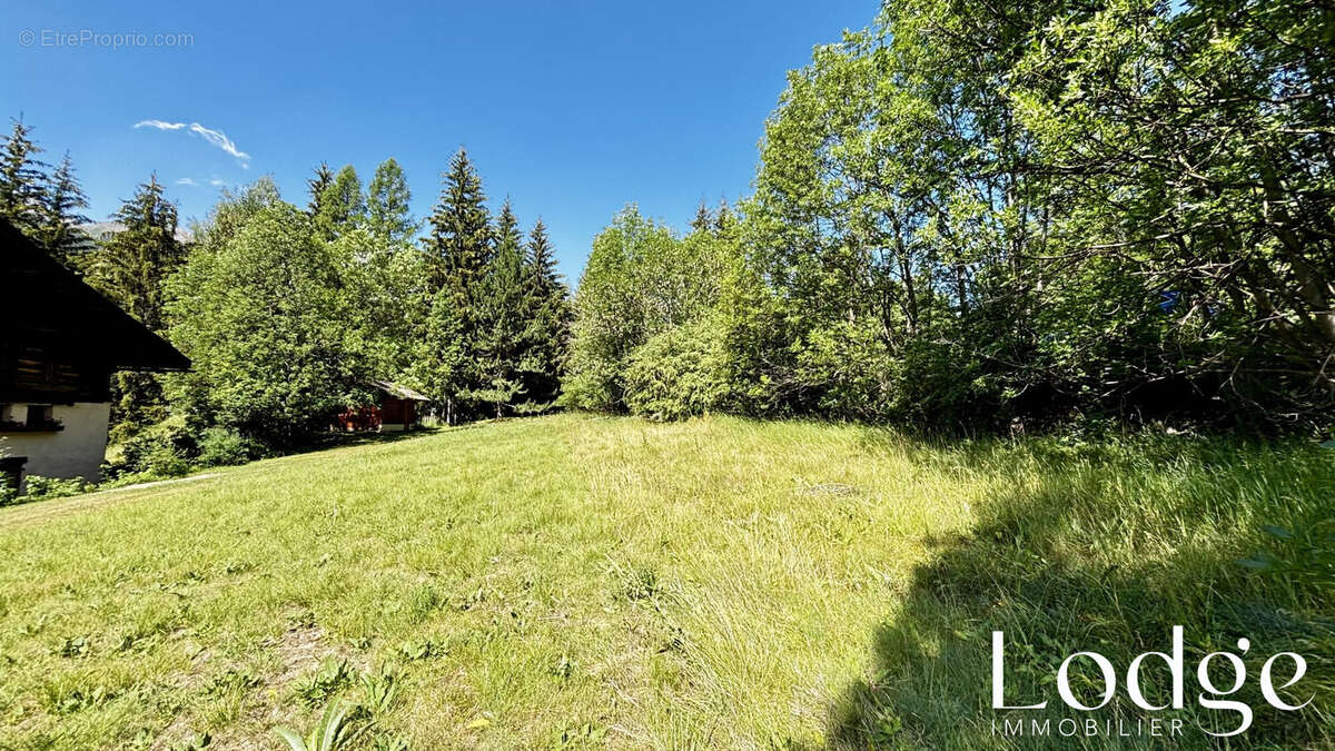 Terrain 844 m² à Le Monetier-Les-Bains  - photo 3