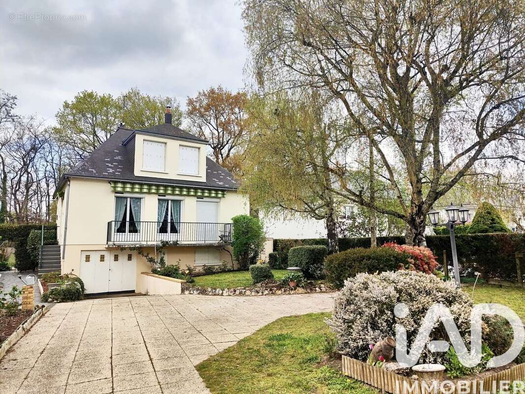 Photo 5 - Maison à LA VILLE-AUX-DAMES