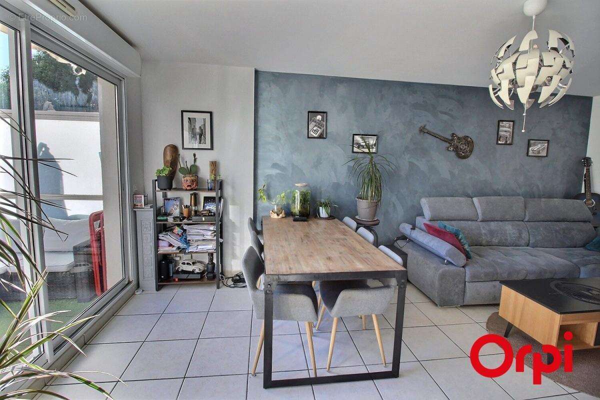 Appartement à MARSEILLE-14E