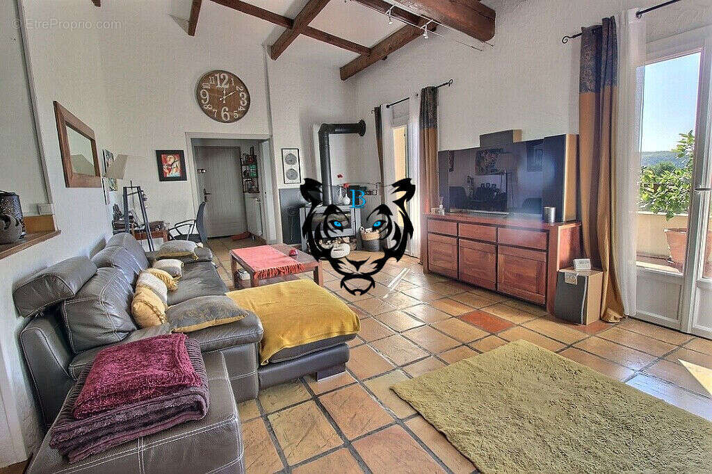 Maison à FIGANIERES