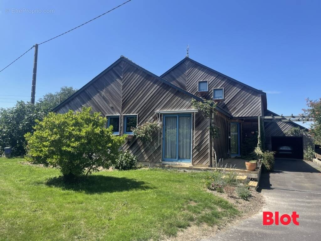 Maison à PLELAN-LE-GRAND