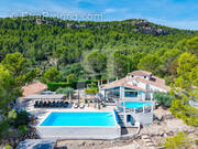 Maison à L'ISLE-SUR-LA-SORGUE