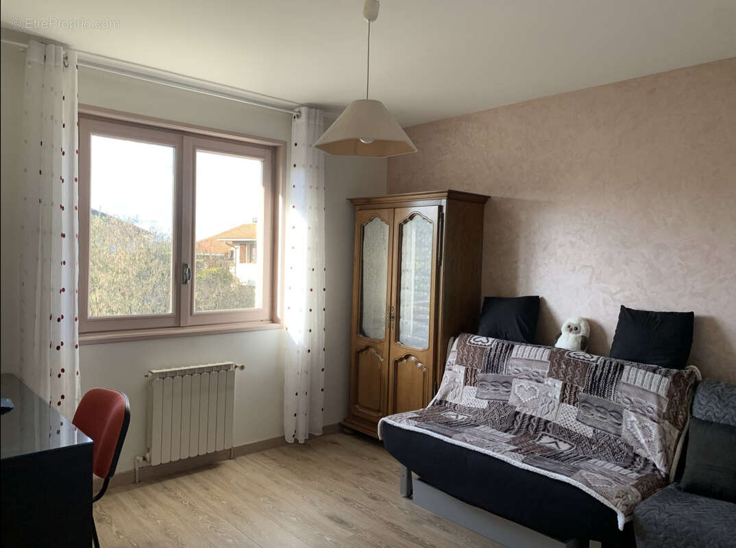 Maison à LA VERPILLIERE