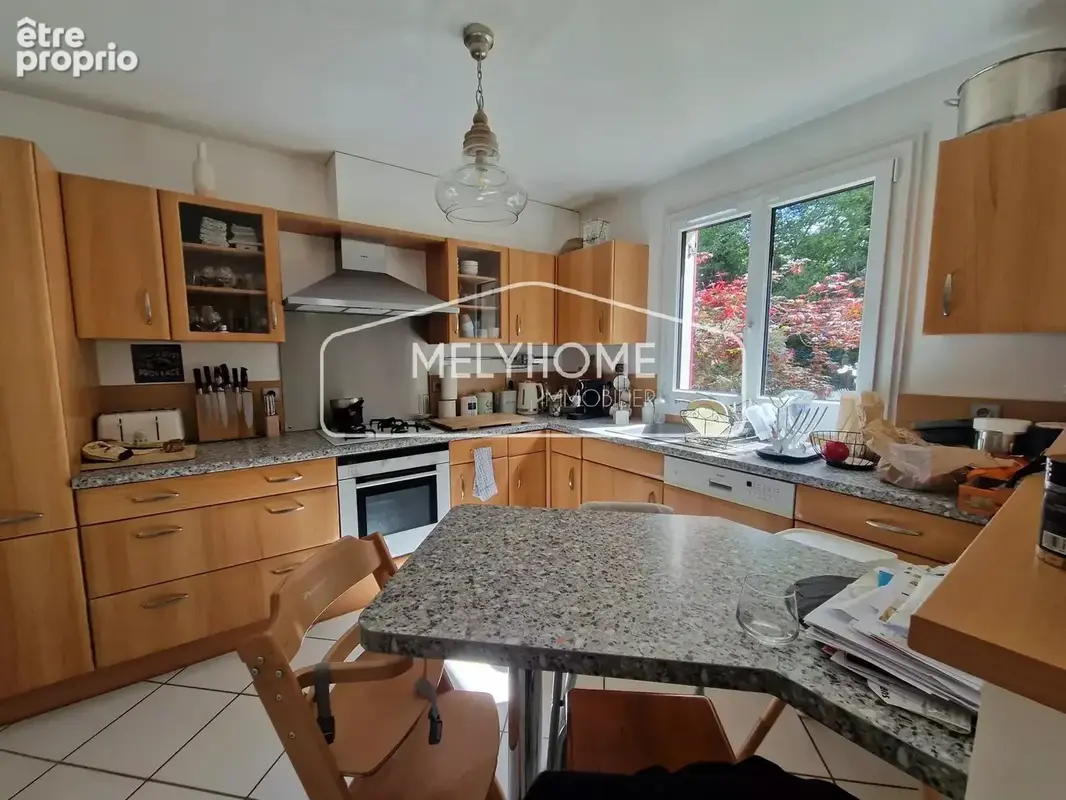 Maison familiale en excellent état – 117 m² habitables – Jardin, garage et accès rapide Chartres / Rambouillet - photo 7