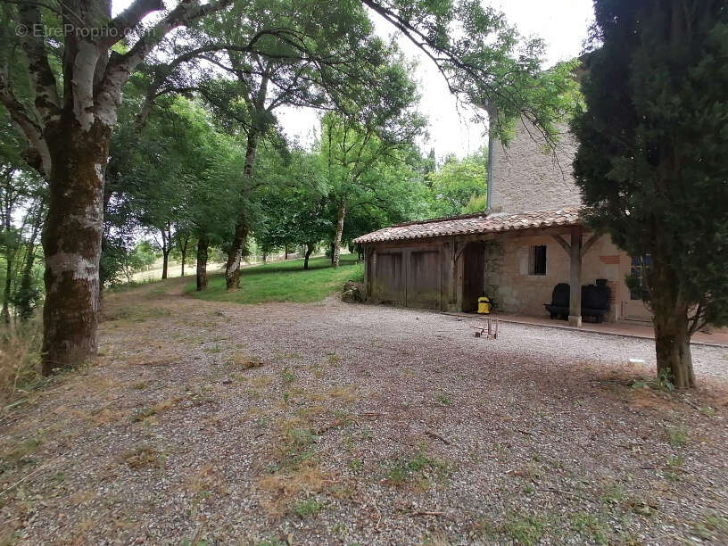 Maison à MOISSAC