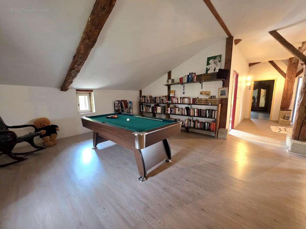 Le Vieux Chai– Spacieuse maison en pierre avec grange rénovée et vue panoramique - photo 10