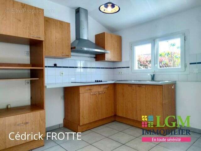 Maison à MONTELIMAR