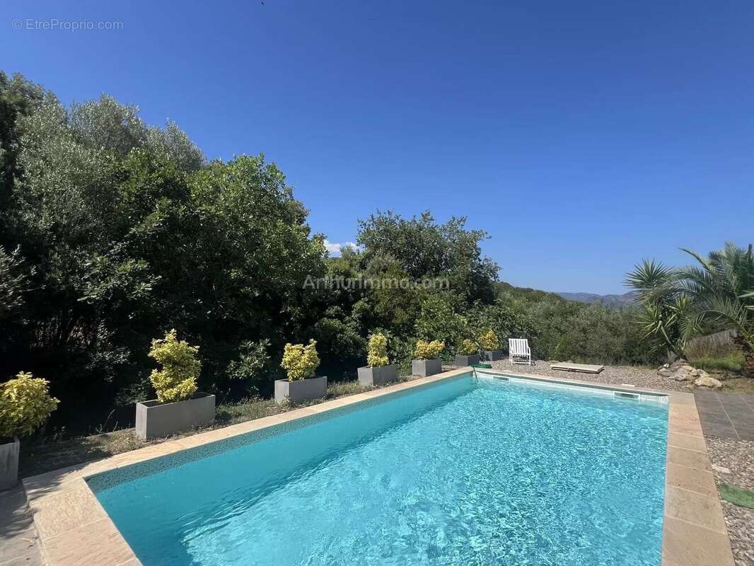 Maison à SAINT-FLORENT