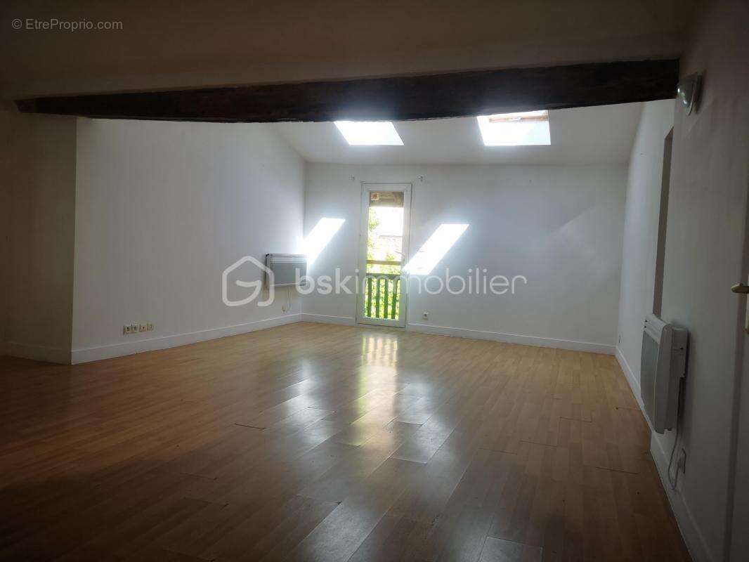 Appartement à REVEL