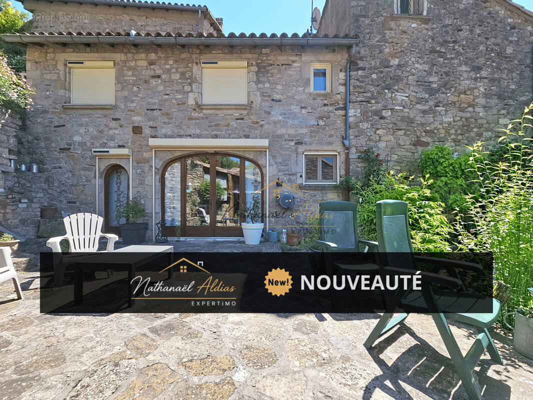 Maison à SAINT-FELIX-DE-SORGUES