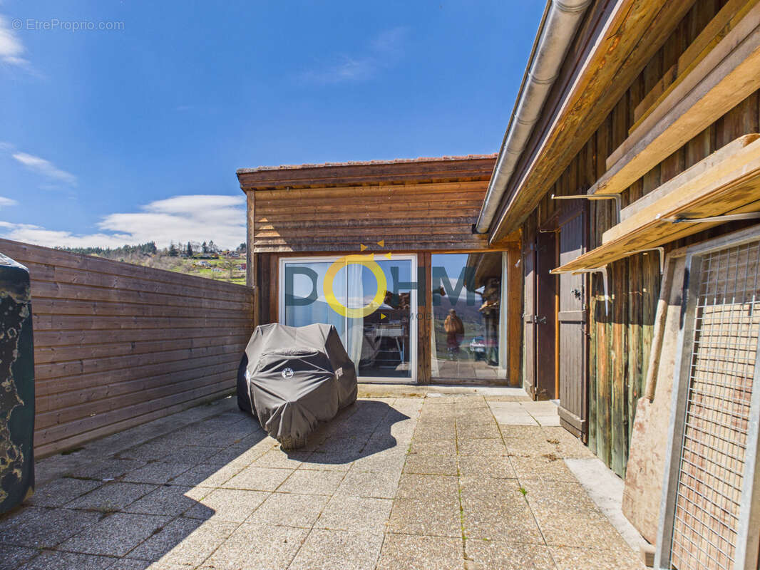 A vendre chalet a saint-ferreol des cotes, 3 chambres, grande piece de vie - photo 19