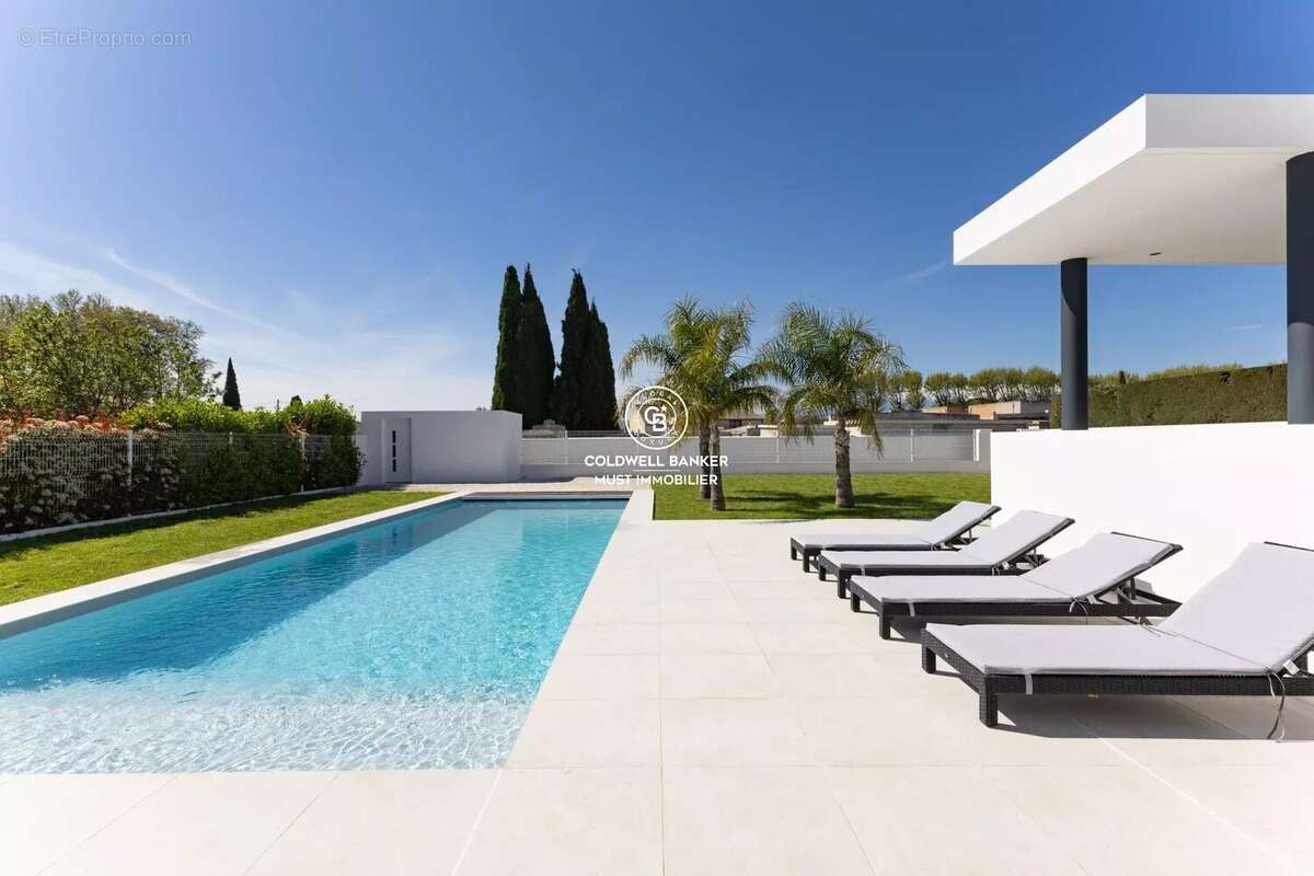 Maison à CORNEILLA-LA-RIVIERE