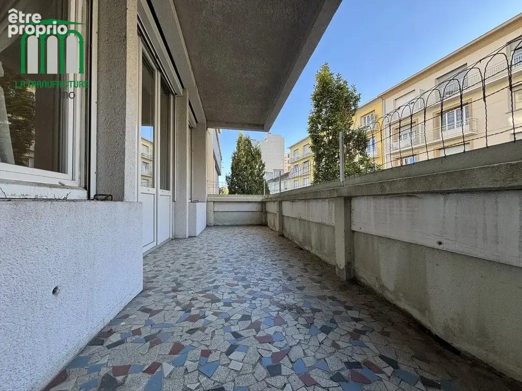 Appartement de type F4 de 102.23 m² avec deux balcons, garage/ Armeville-Foch-cité du design - photo 11