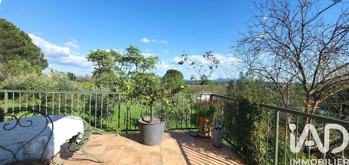 Photo 2 - Maison à SAINT-AMBROIX