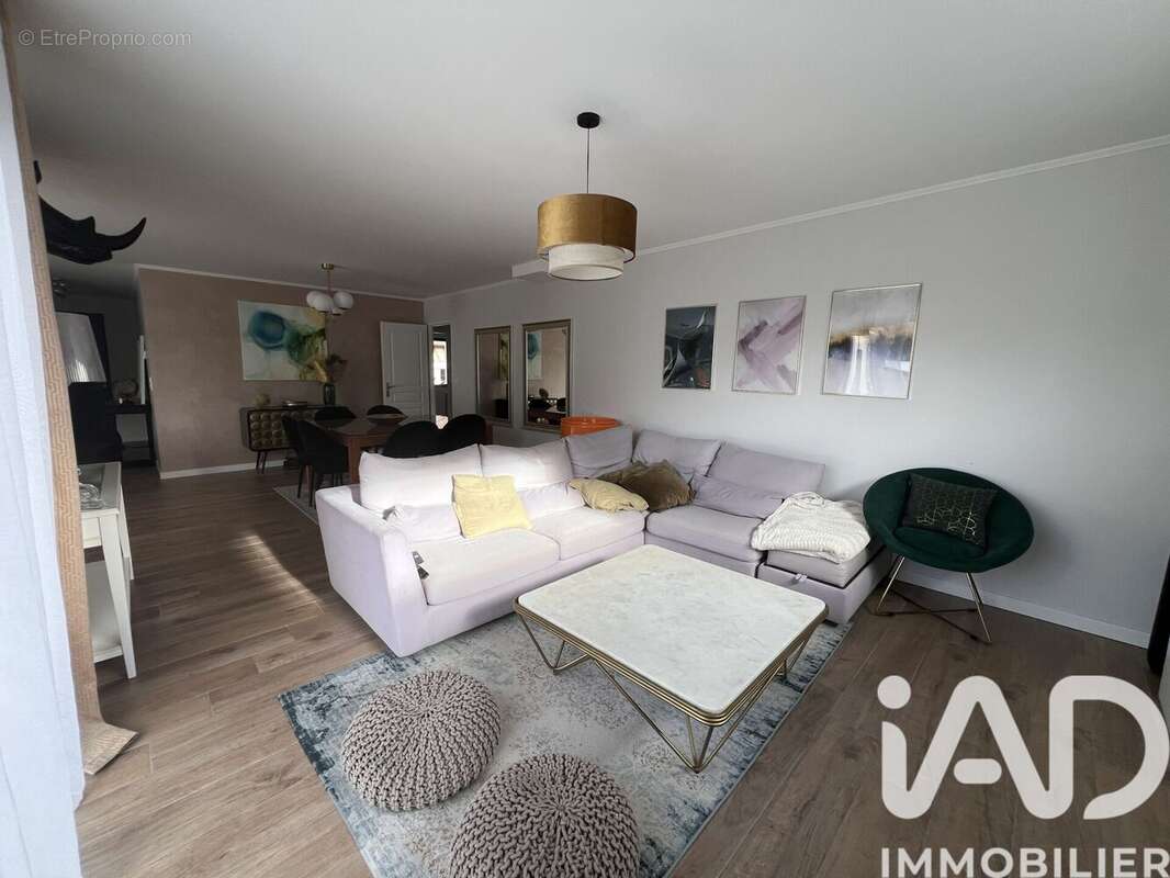 Maison 126 m² à Saint-Pouange  - photo 7