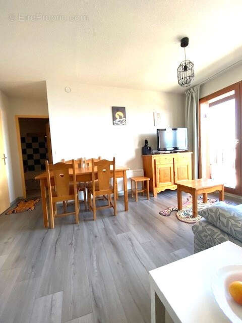 Appartement à LE CHATEL