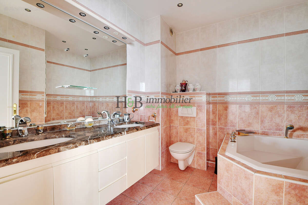 Appartement à CHOISY-LE-ROI