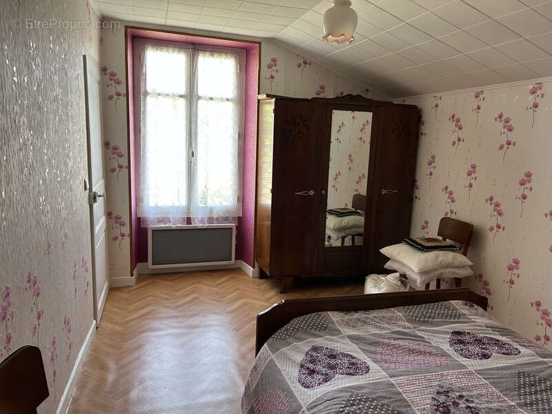 Maison à PAMPROUX