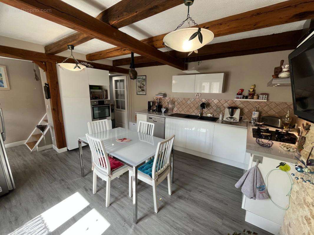 Maison à waville de 165 m² - photo 3