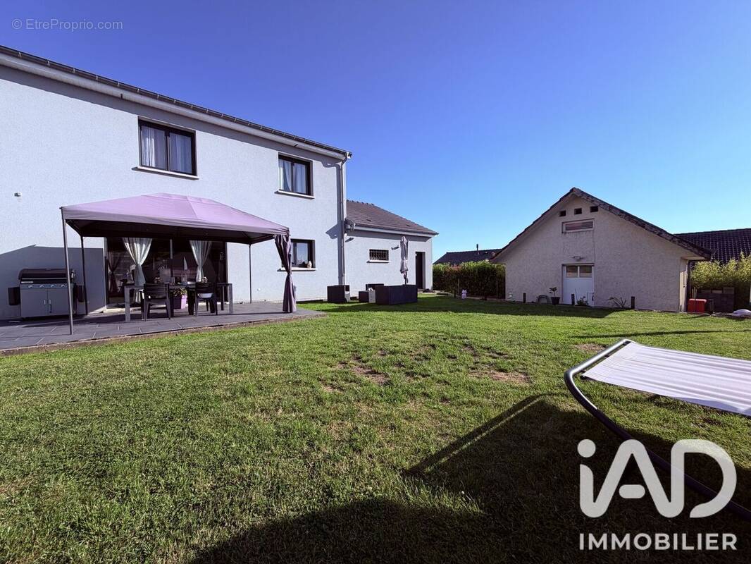 Photo 1 - Maison à LEXY