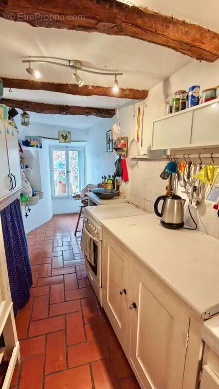 Maison de village de caractère avec piscine, garage et vue dégagée à deux pas de Pézenas - photo 8