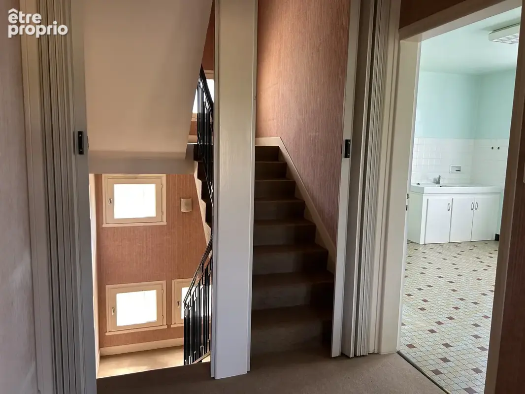 Maison 7 pièces, 180 m2 habitables, avec grand grenier aménageable et garage double - photo 13