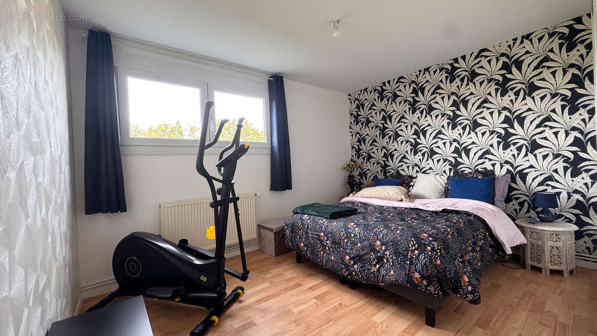 Appartement à DOURGES