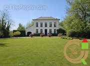 Maison à BERGUENEUSE