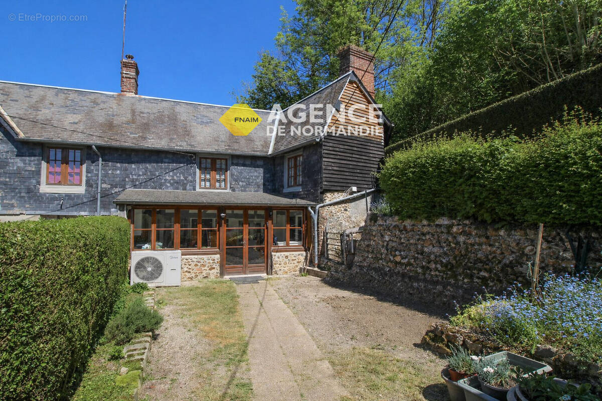 Maison à MONTREUIL-L'ARGILLE