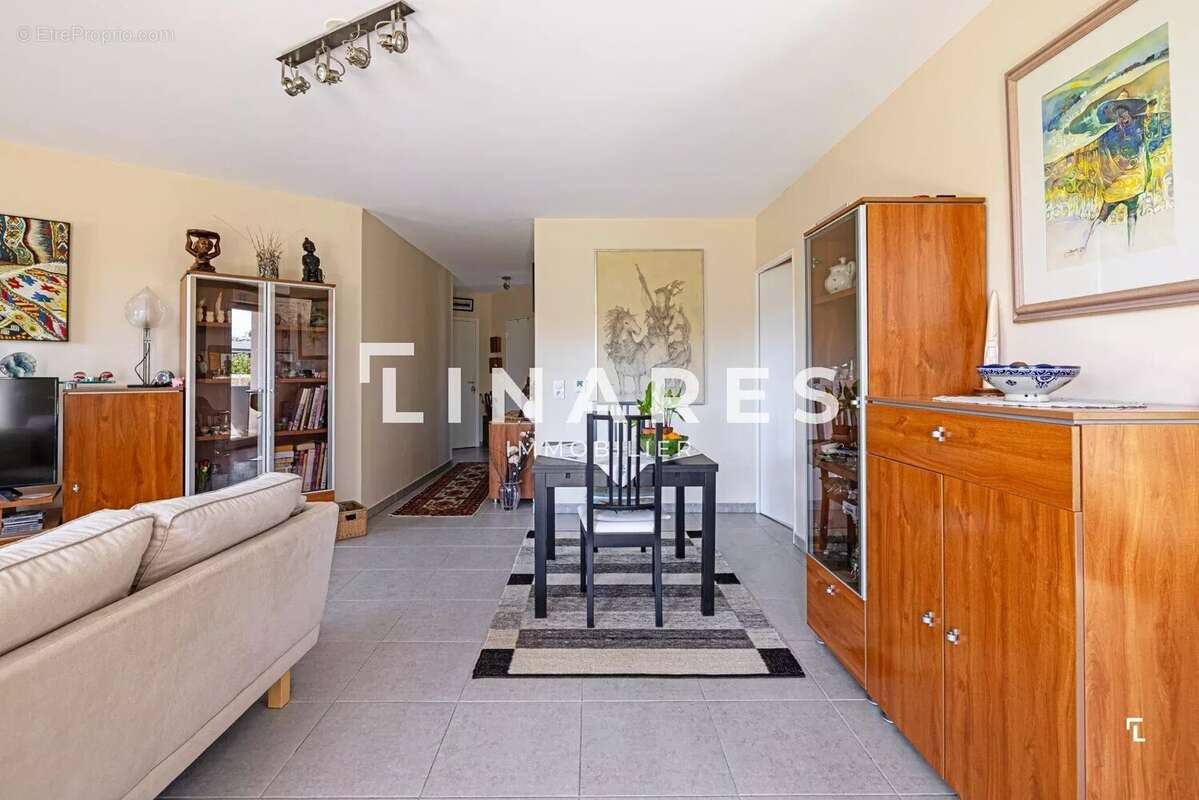Appartement à MARSEILLE-9E