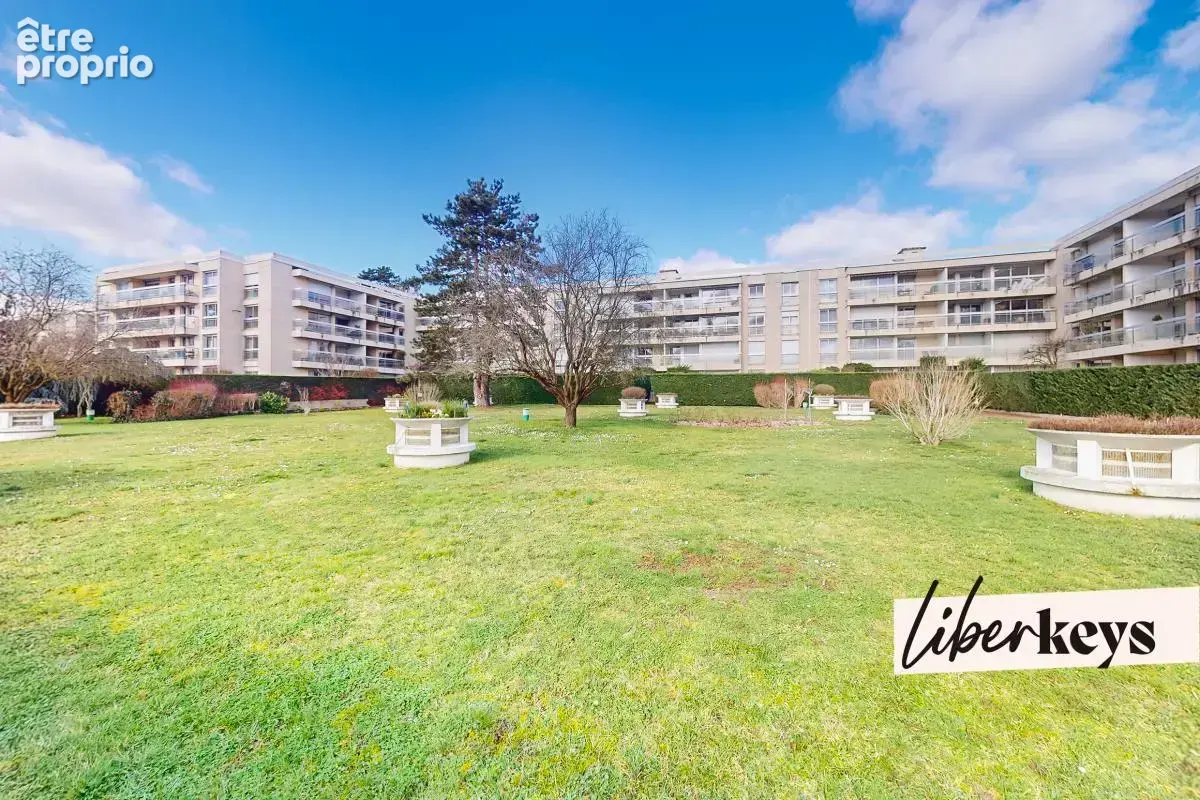 Appartement 6 pièces de 119m² avec balcon  square des Marronniers  Bailly - photo 9