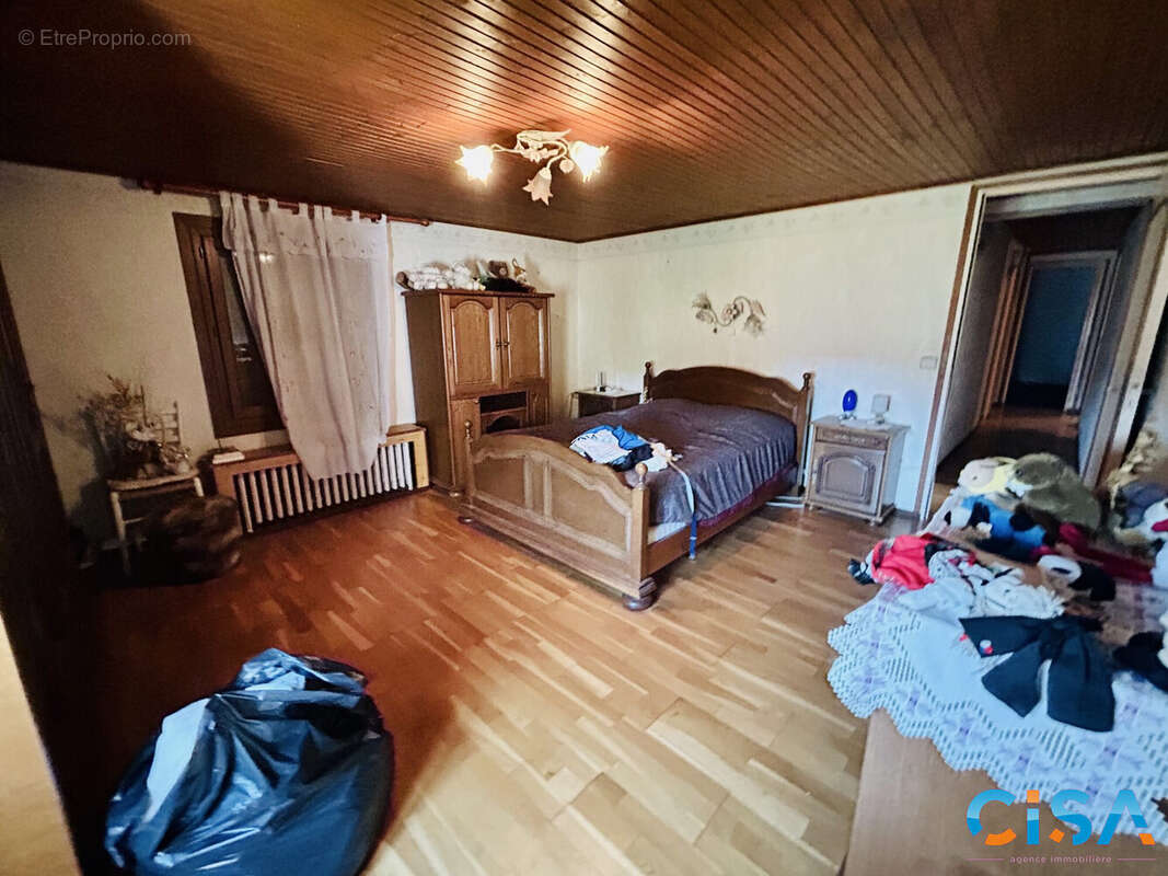 Maison à NEUILLY-EN-THELLE