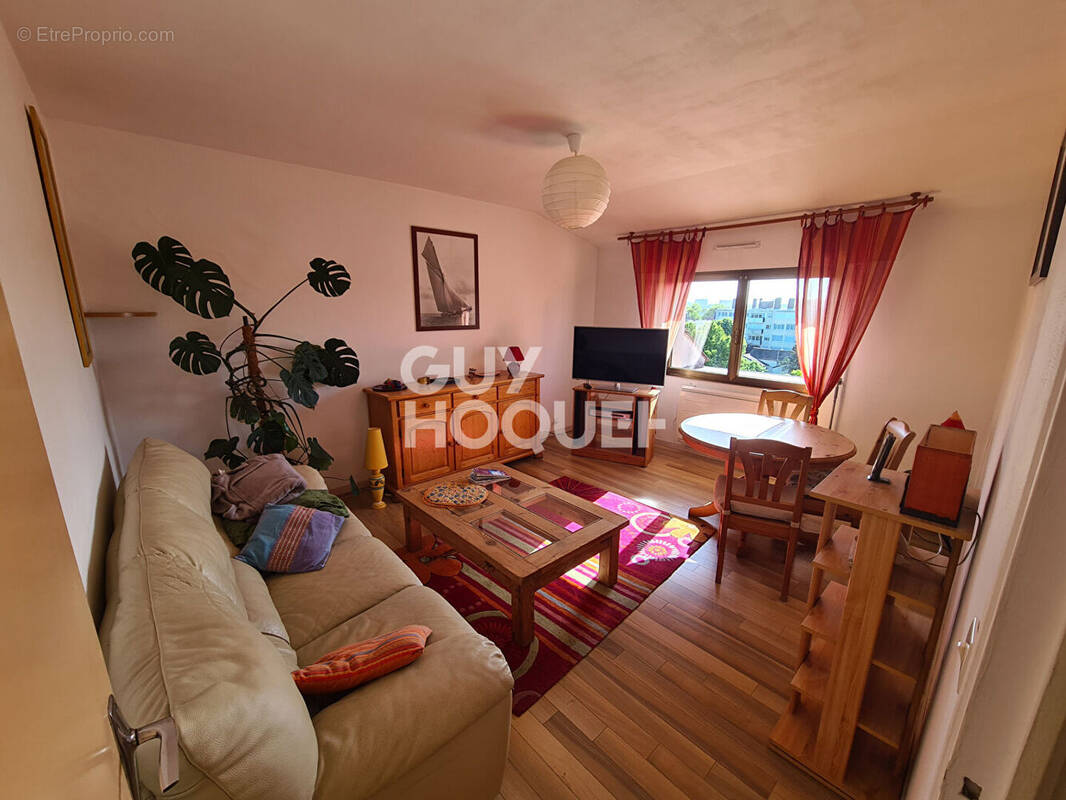 Appartement à NEUILLY-PLAISANCE