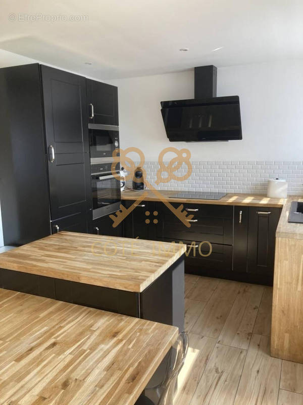 Autre à COURCELLES-LES-LENS