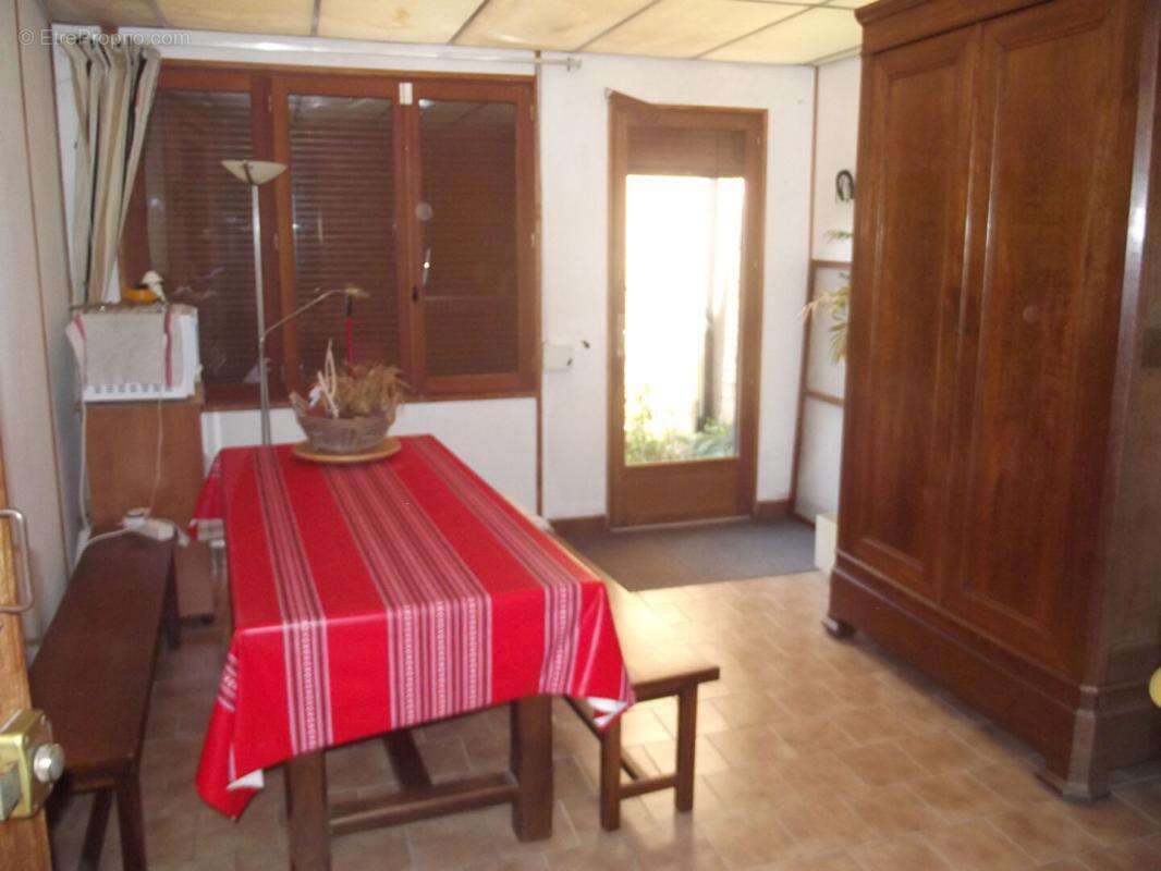 Maison à HAMPIGNY