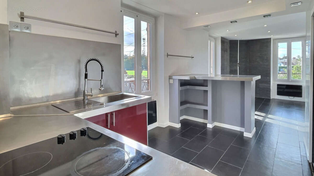 Appartement à CORBEIL-ESSONNES