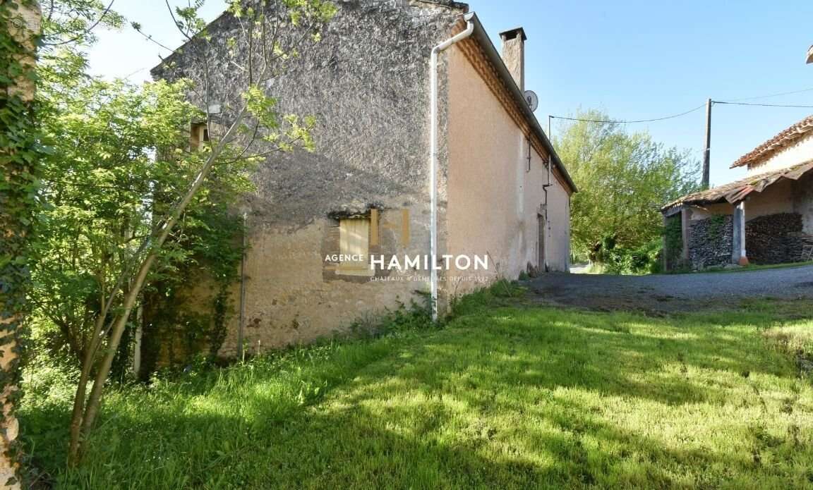 Maison de hameau en pierre avec terrain attenant - photo 15