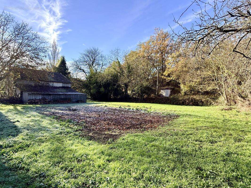 Terrain à GENERVILLE