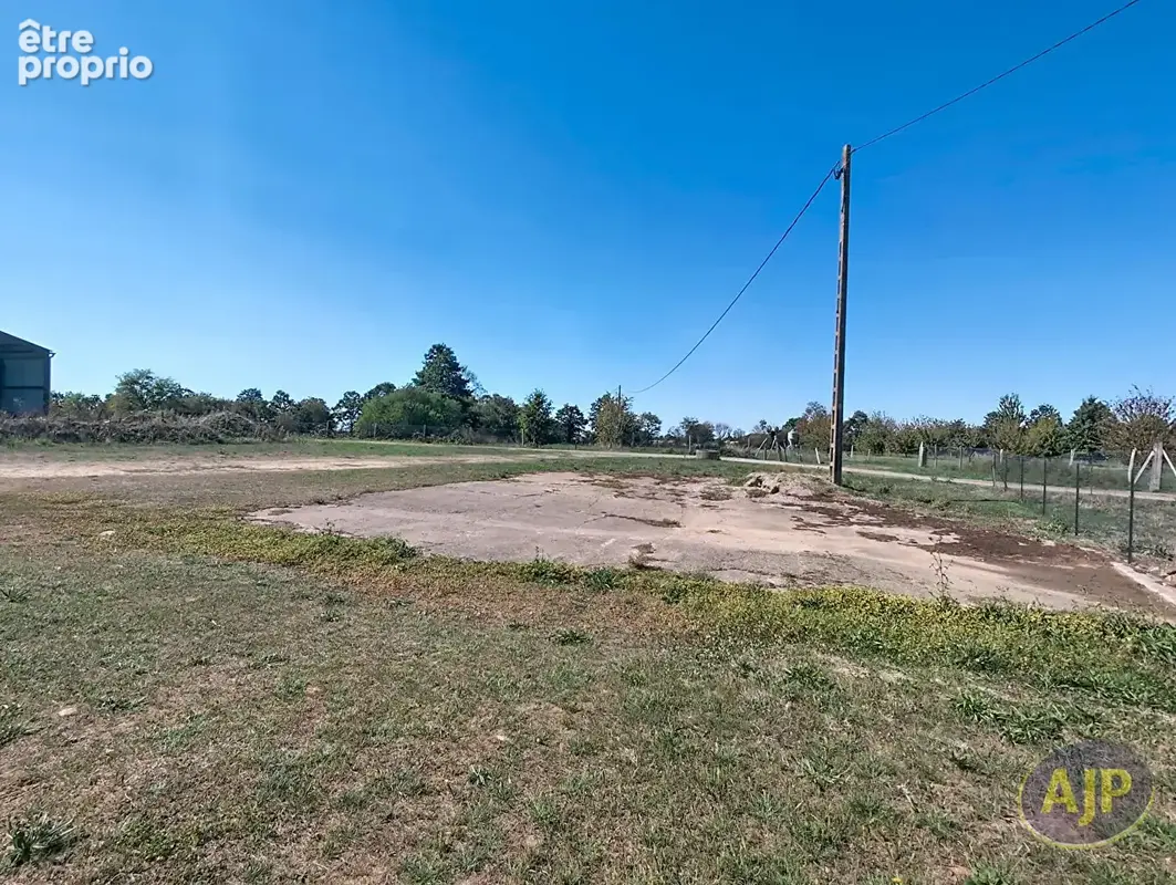 Belle grange en pierre sur + 1800 m² - photo 6