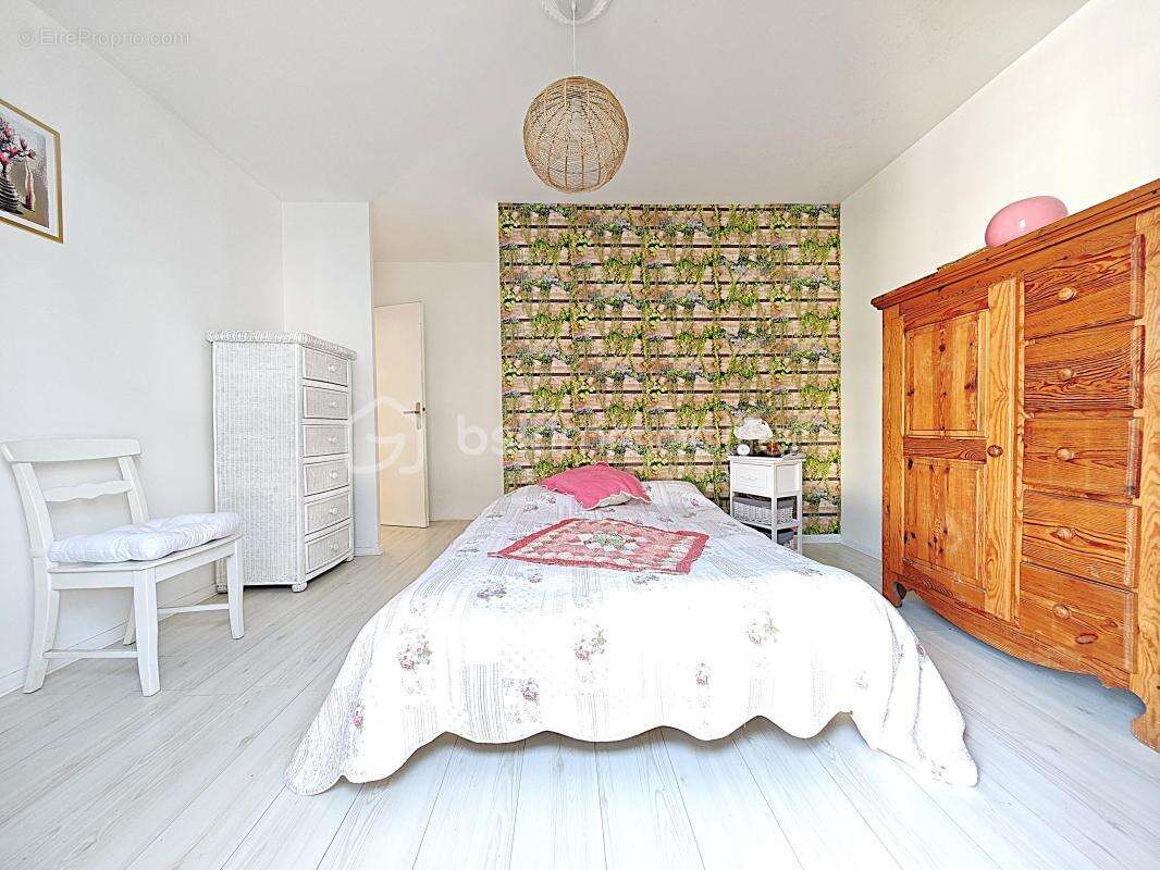 Maison à EPERNON