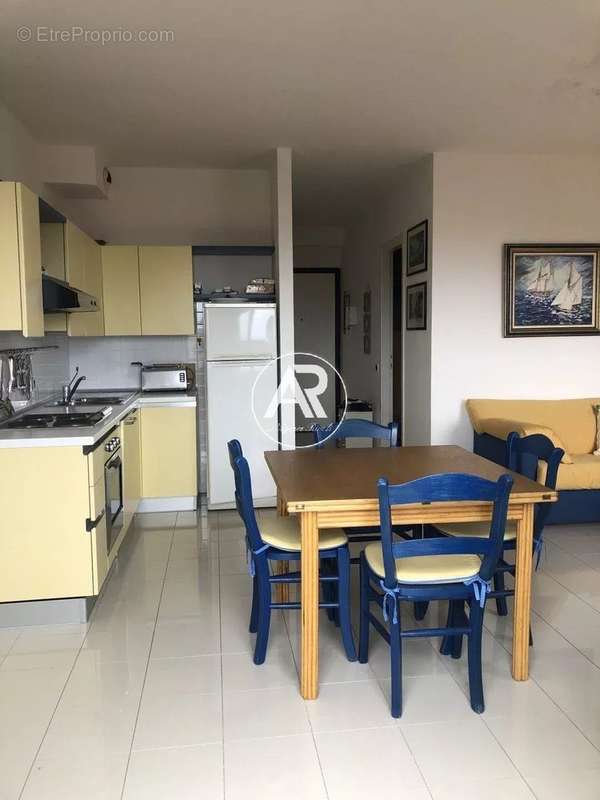 Appartement à ROQUEBRUNE-CAP-MARTIN