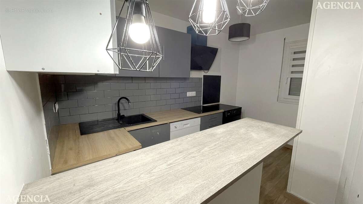 Appartement à BRIE-COMTE-ROBERT