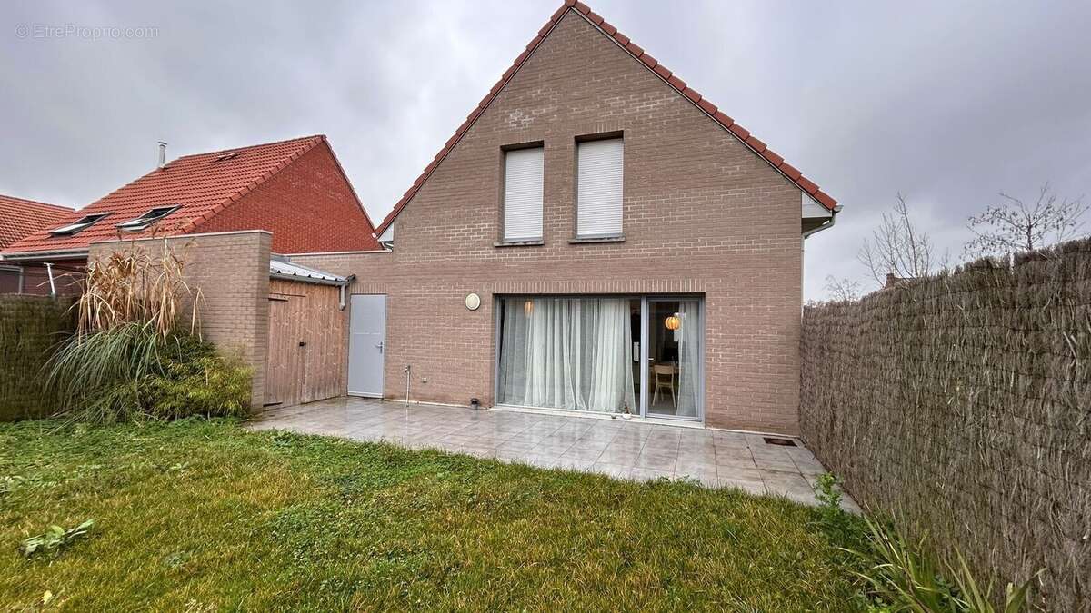 Maison à VENDEVILLE