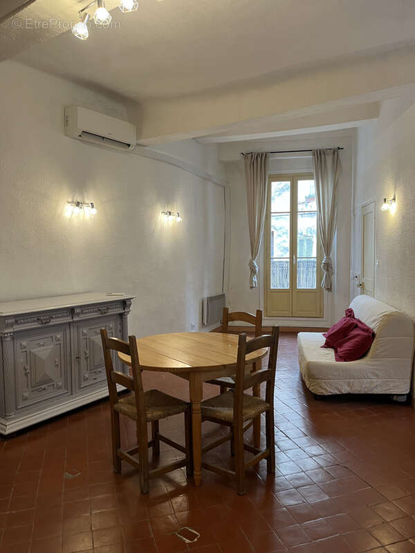 Appartement à VILLECROZE