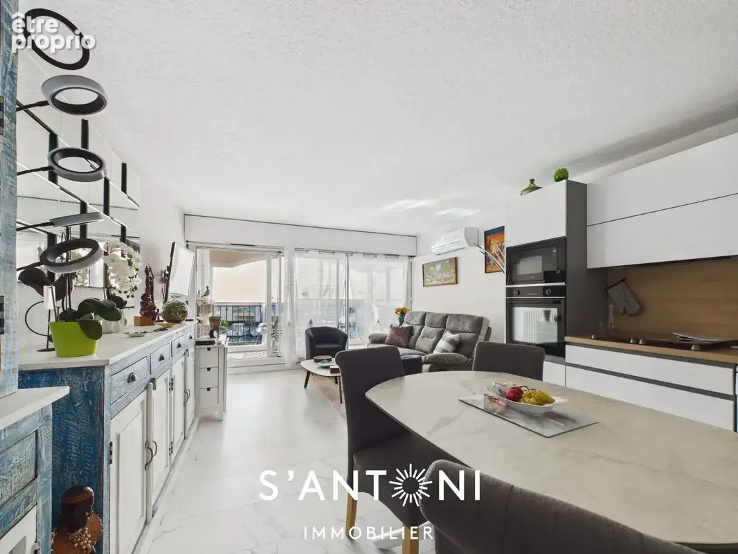 LE CAP D'AGDE - AVANT PORT  - Grand T3 avec parking et cellier privé. - photo 12