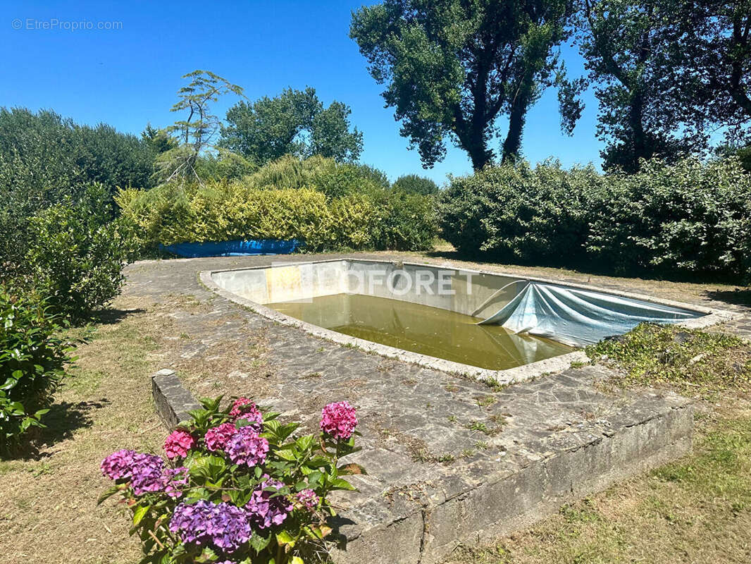 Maison à TREVOU-TREGUIGNEC