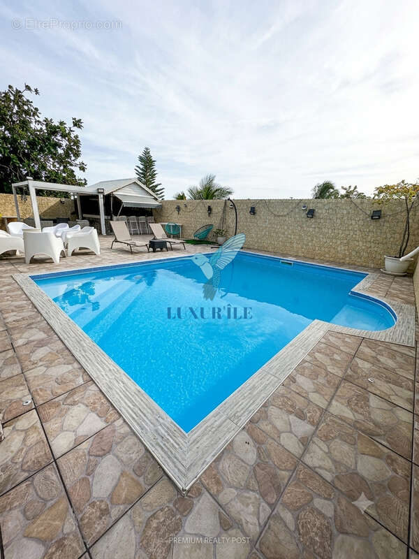 Maison à LE MOULE